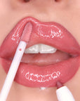 Model wearing Makeup Revolution Fantasy Lip Kit - Air