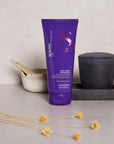 Alfaparf Milano Semi Di Lino Blonde Anti-Yellow Conditioner - lifestyle image