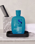 Alfaparf Milano Semi Di Lino Curls Enhancing Low Shampoo - lifestyle image