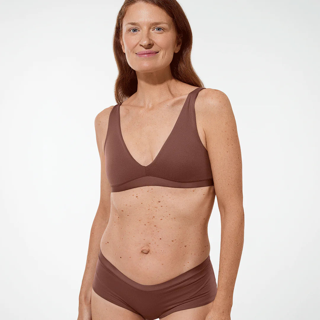 Model after aplying Vita Liberata Fabulous Gradual Tanning Lotion