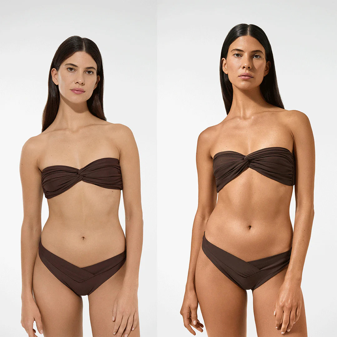 Before and after applying Vita Liberata The Lotion - Dark