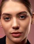 Model wearing NOTE Mattifying Extreme Wear Foundation