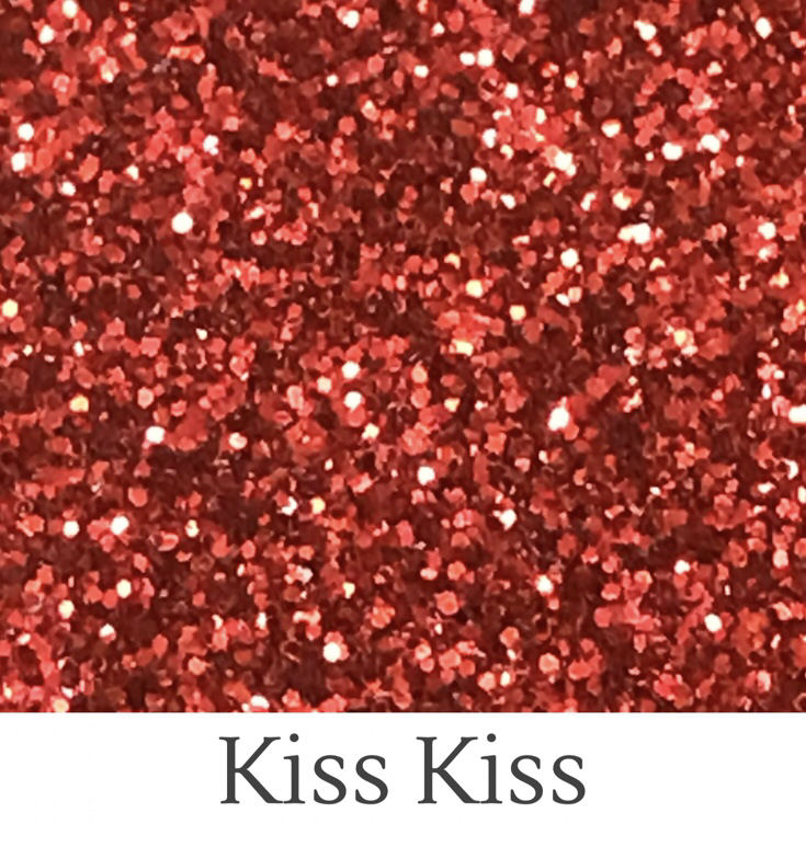 DOLL FACE Glitterati Kiss Kiss