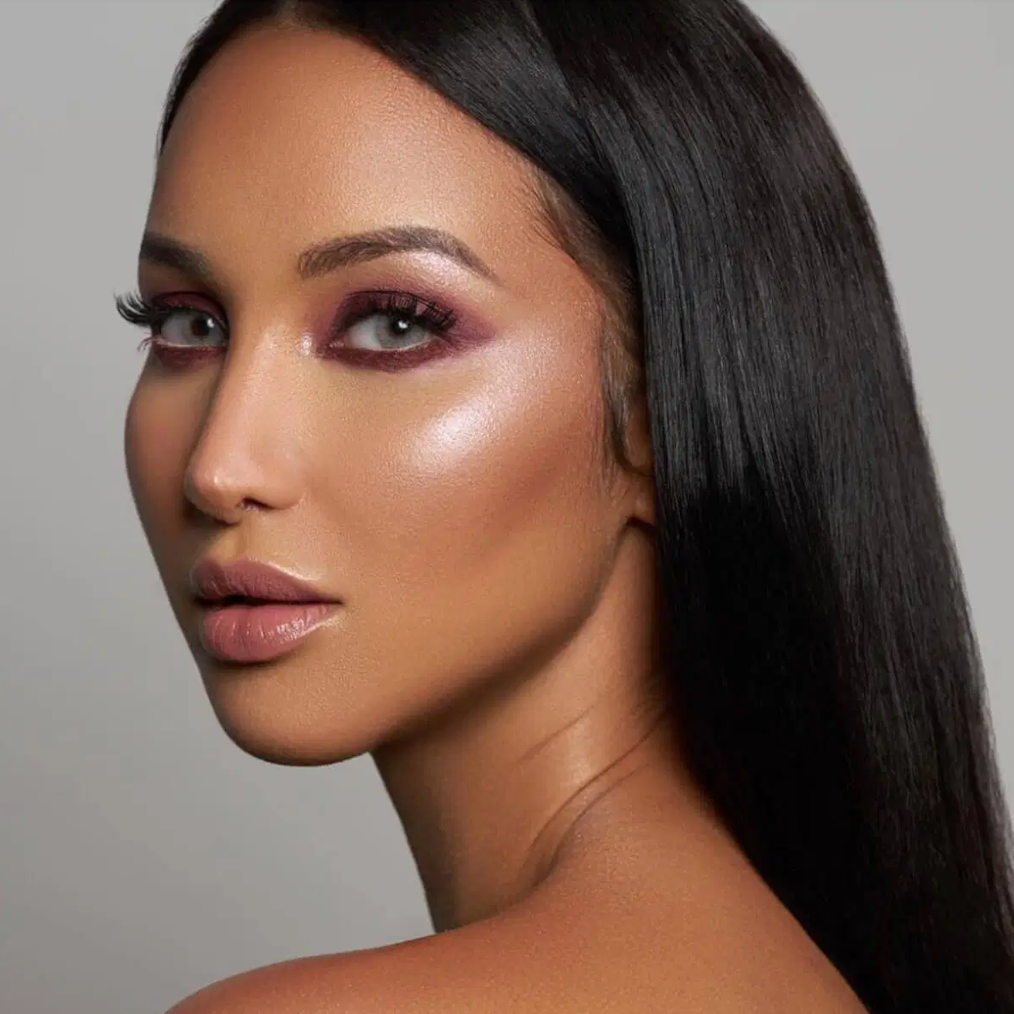 Model wearing DANESSA MYRICKS Illuminating Veil - Serenity