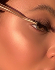 Makeup artist using DOLL BEAUTY Tweezers