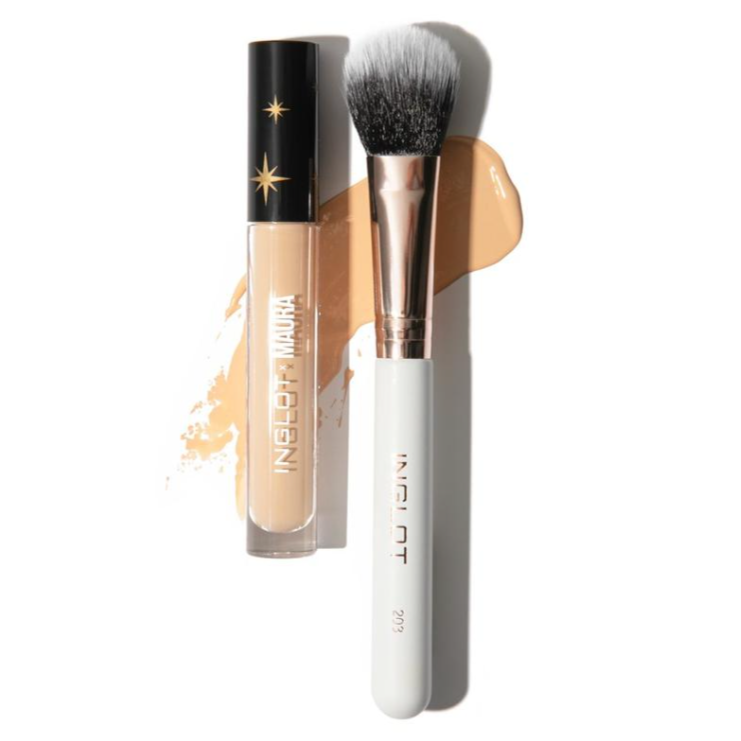 Inglot X Maura Elements Shape and Glow Beauty Brush with Beauty Wand swatch