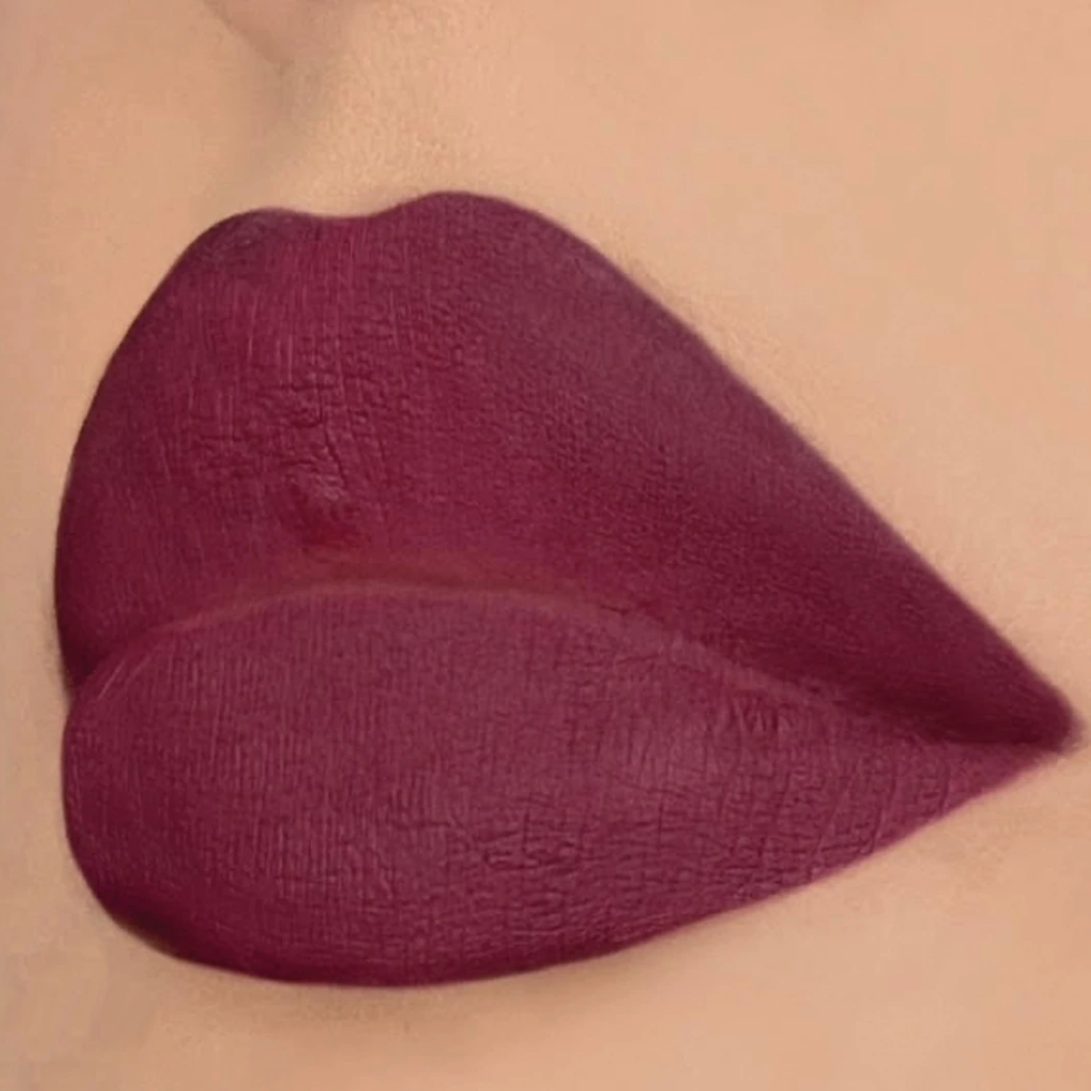 DOLL BEAUTY She Fine Liner - Hustlaa