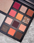 LaRoc PRO The Chocolate Box, close up
