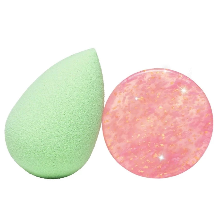 Beautyblender All The Toppings, mint blender and pink Blendercleanser
