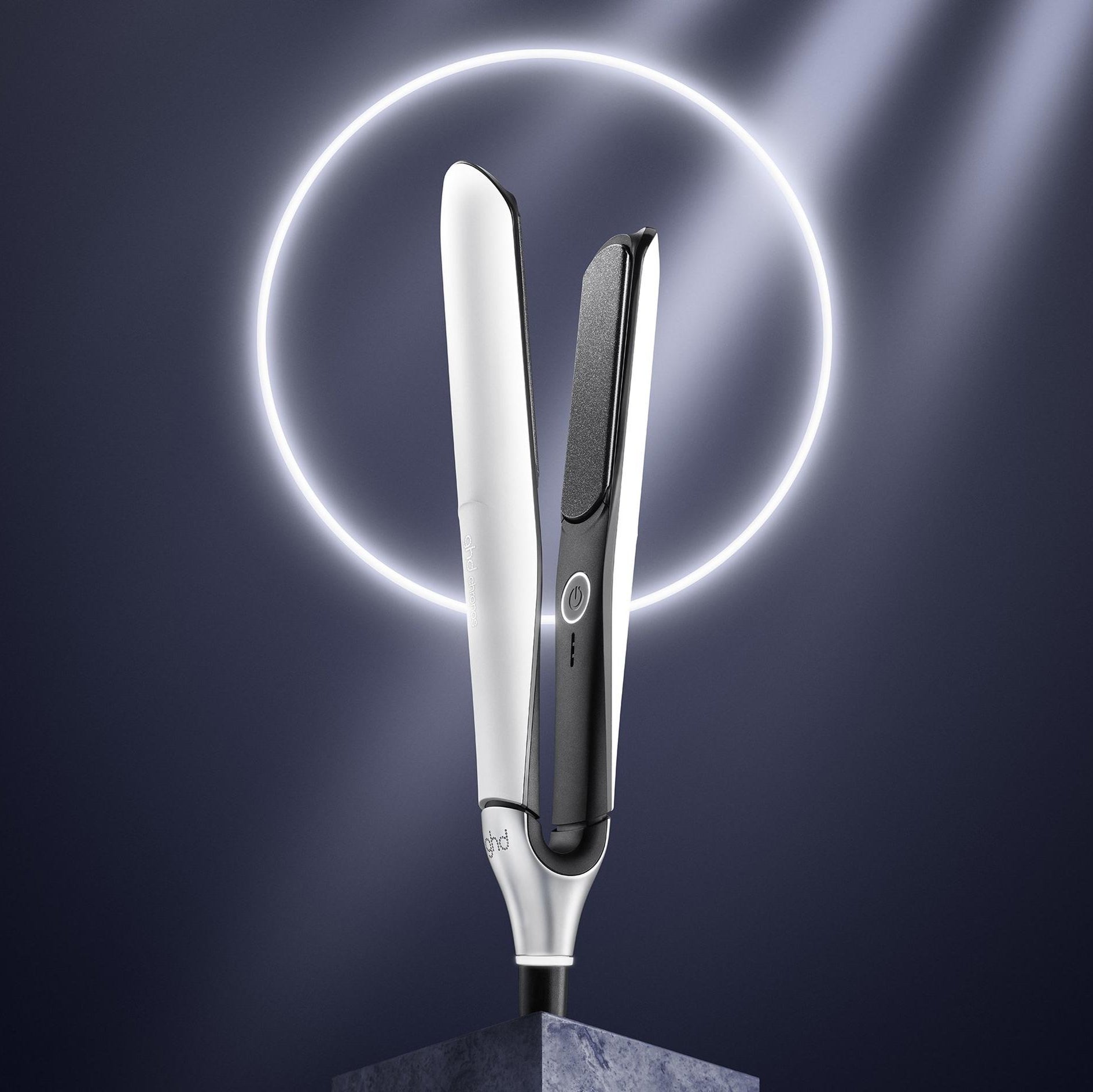 ghd Chronos - Professional Hair Styler
white