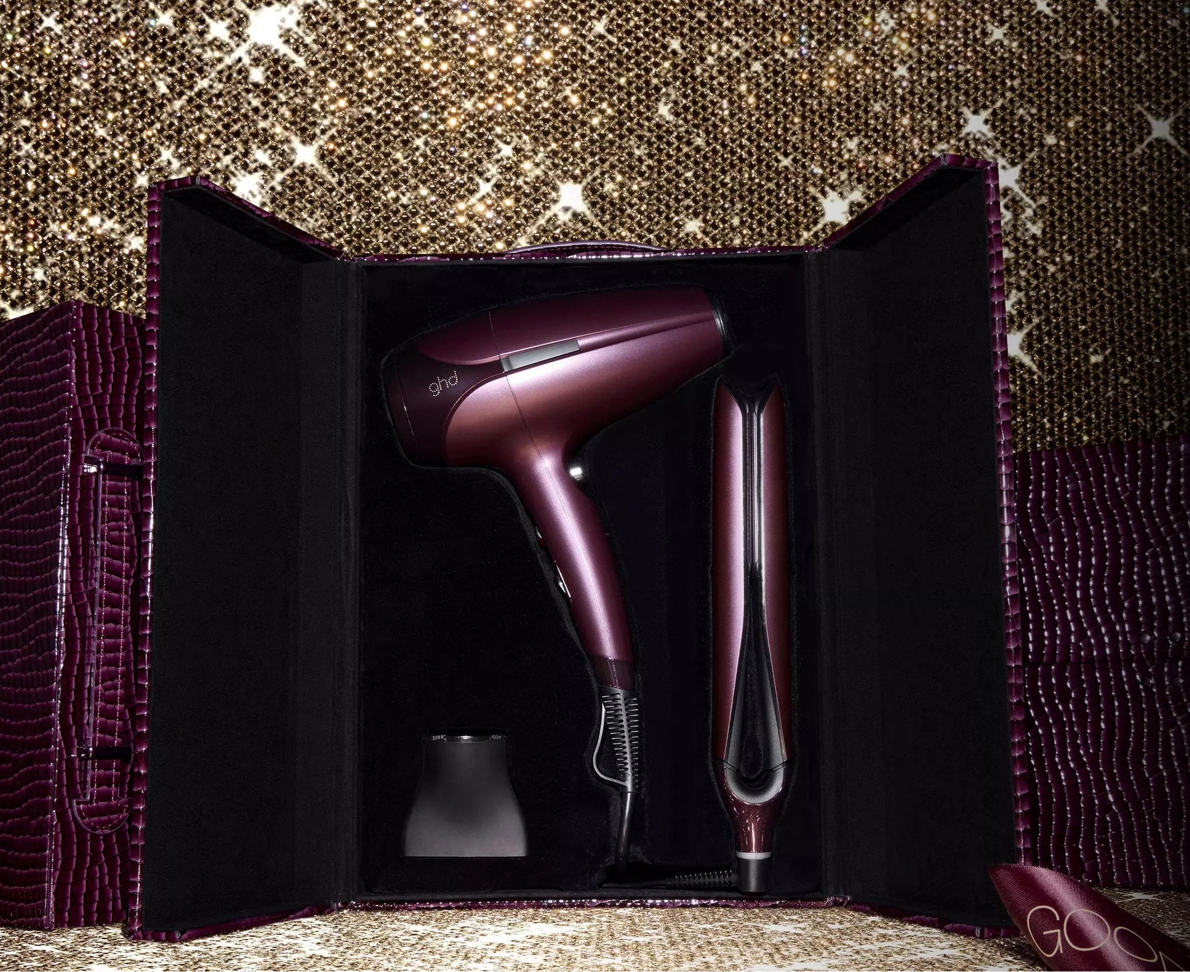 ghd Cherry Chic Deluxe Gift Set