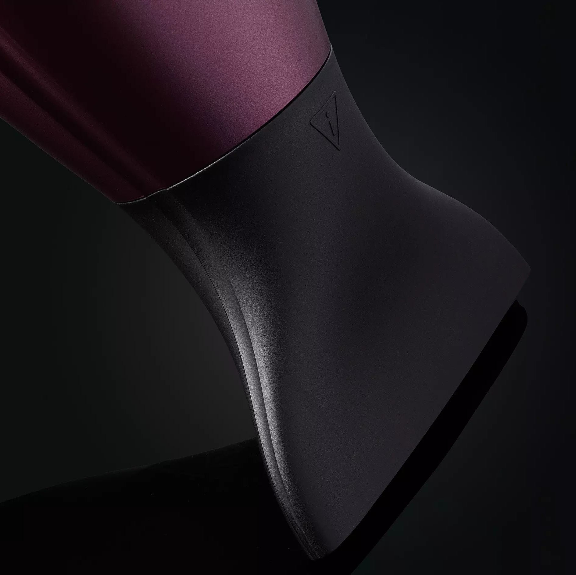 Close of ghd Helios nozzle in Cherry Chic