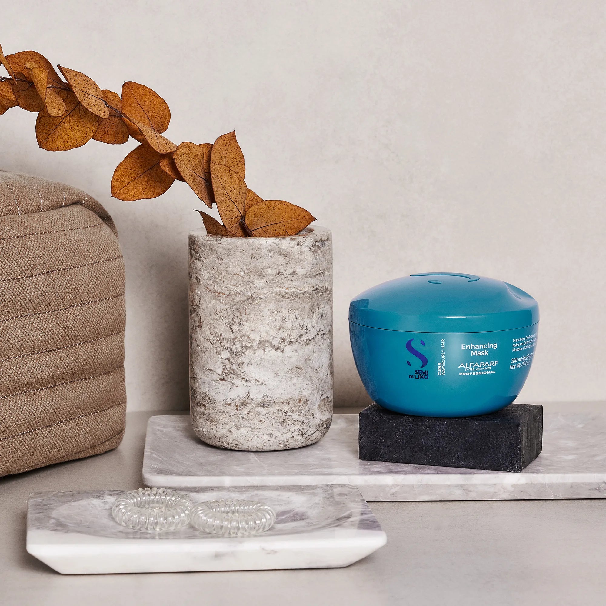 Alfaparf Milano Semi Di Lino Curls Enhancing Mask - lifestyle image