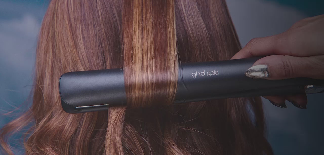 Video of model using ghd Gold Hair Straightener Gift Set