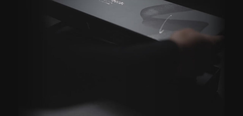 Video of the ghd Chronos Curve Classic Tong (26mm Barrel) being inboxed