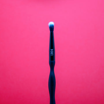 UR MakeUp UR04 Small Crease Brush