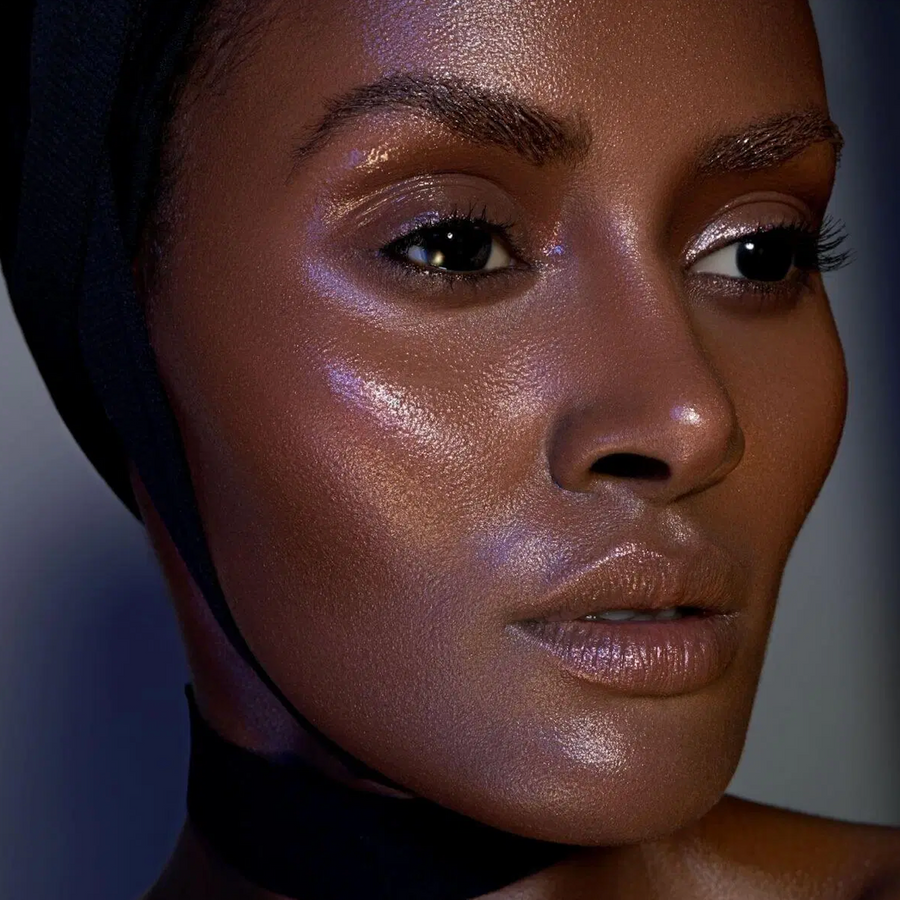 Beautiful makeup model using DANESSA MYRICKS Beauty Oil