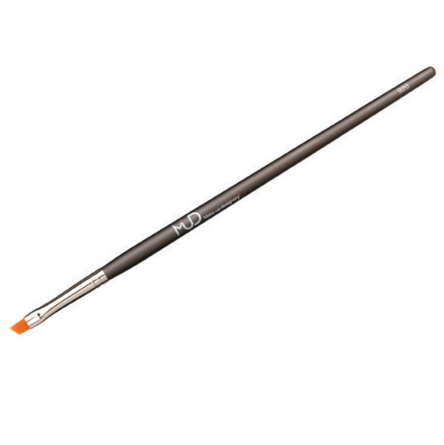 MUD #920 Angle Liner Synthetic Brush