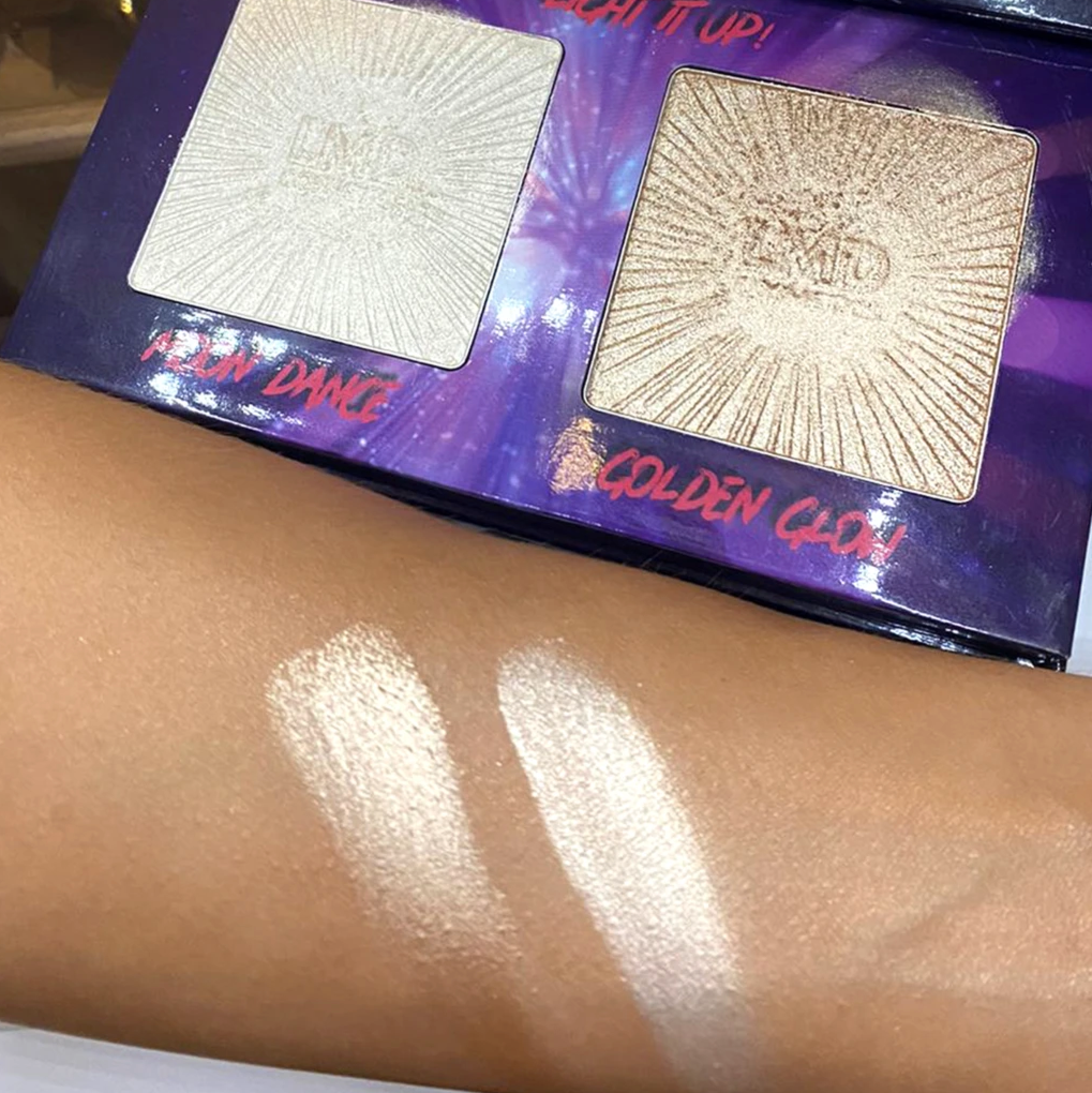 LMD Cosmetics Light It Up Highlighter Duo, swatches