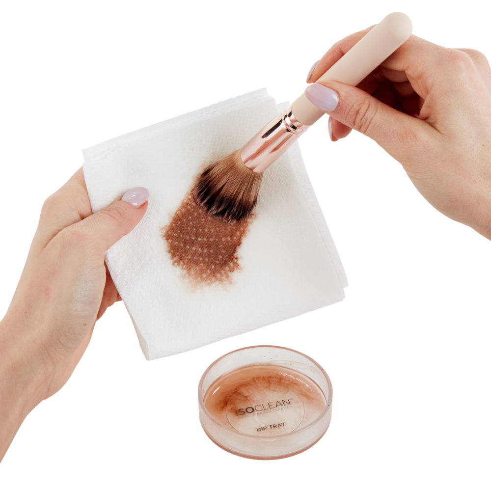 Using ISOCLEAN Easy Pour Brush Cleaner with tissue