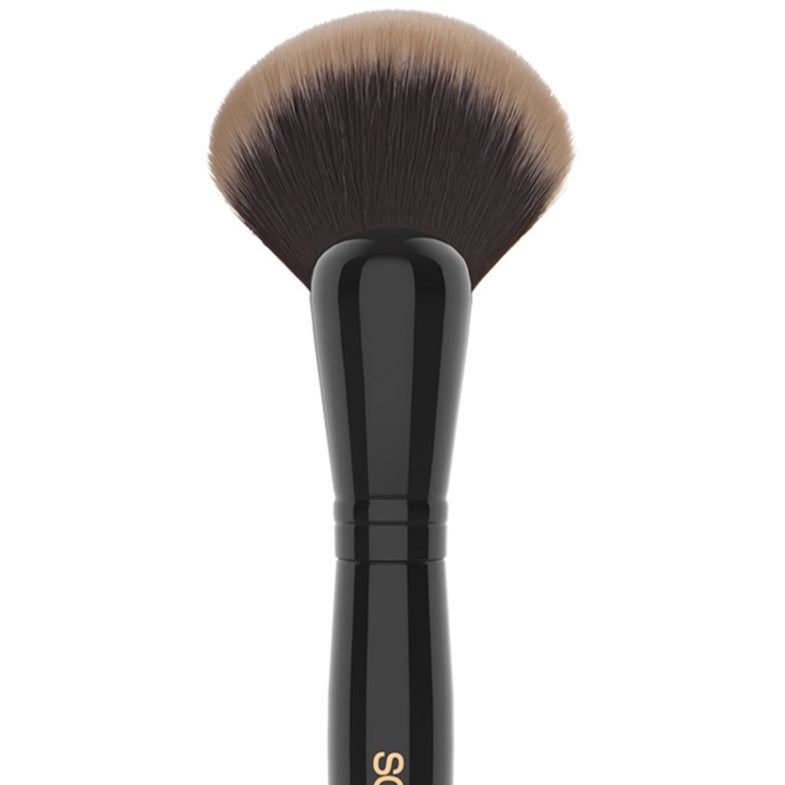 Scott Barnes PRO BRUSH #65 FLAWLESS FACE, close up